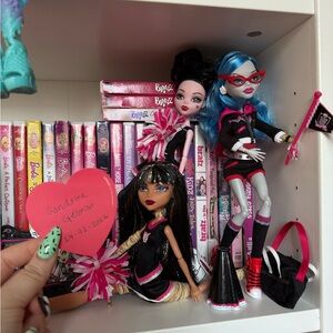 Fearleading monster high dolls